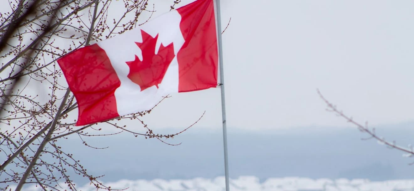 Origen e historia de la bandera de Canadá